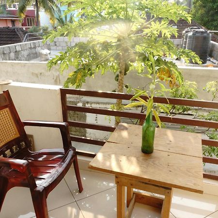Appartamento Nest Kochi Esterno foto
